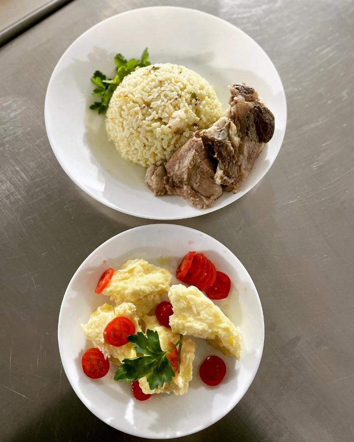 Grand Jnk Boutique Hotel Kukes Luaran gambar
