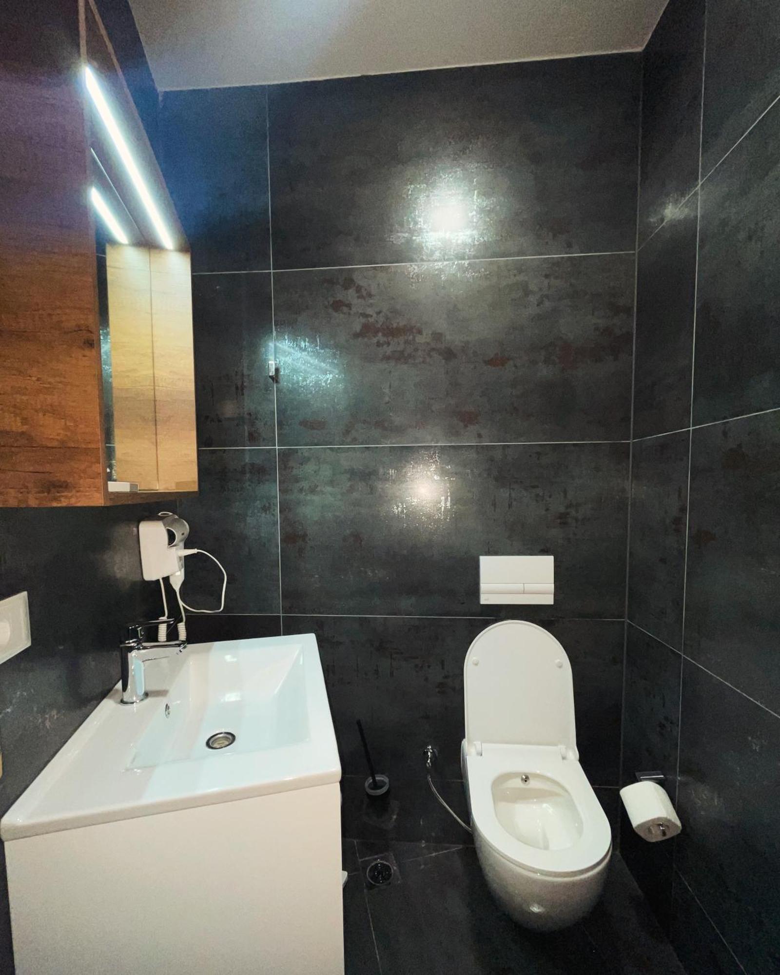 Grand Jnk Boutique Hotel Kukes Luaran gambar